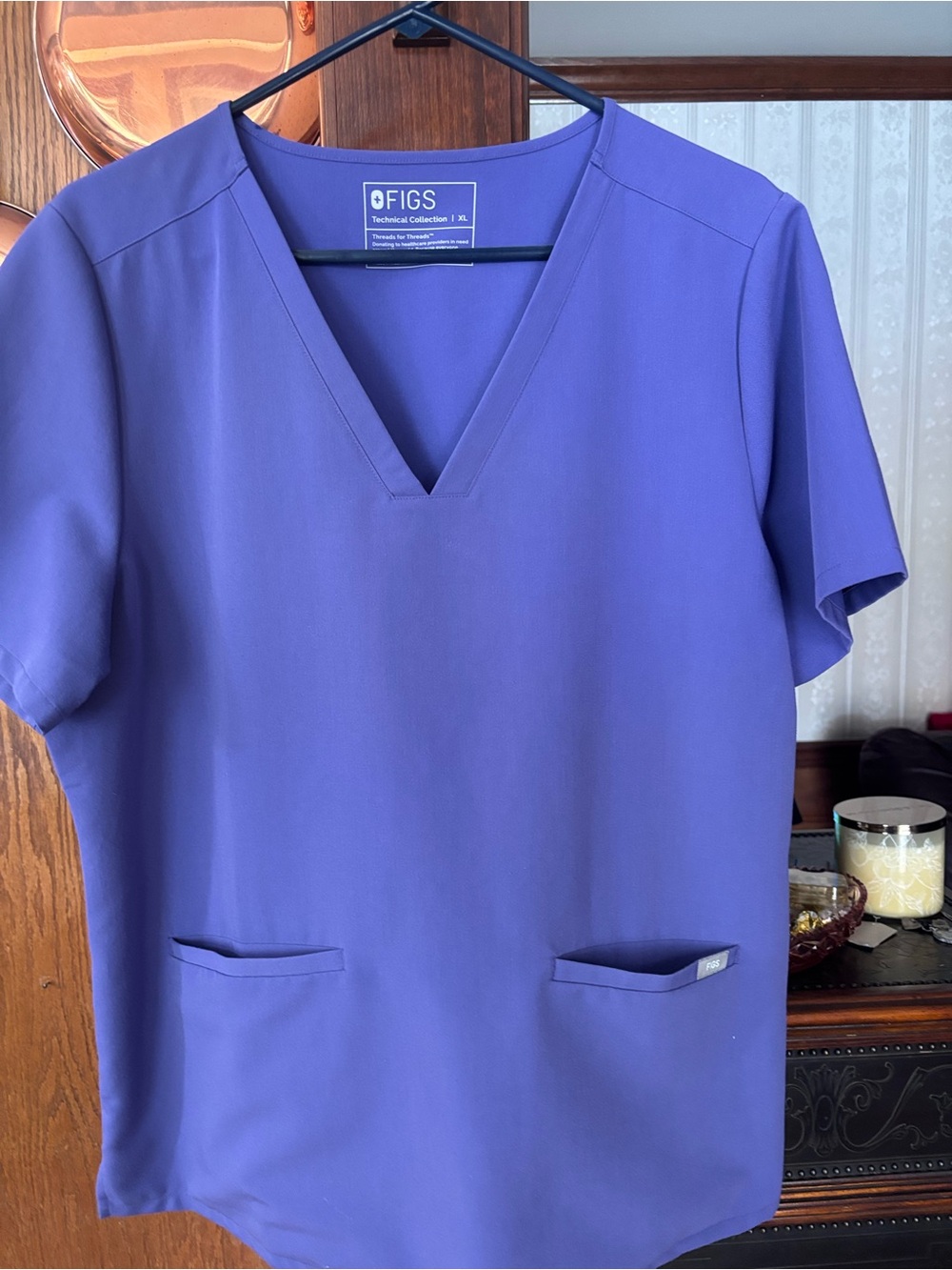 Figs Short Sleeve V‑Neck Scrub Top in Violet